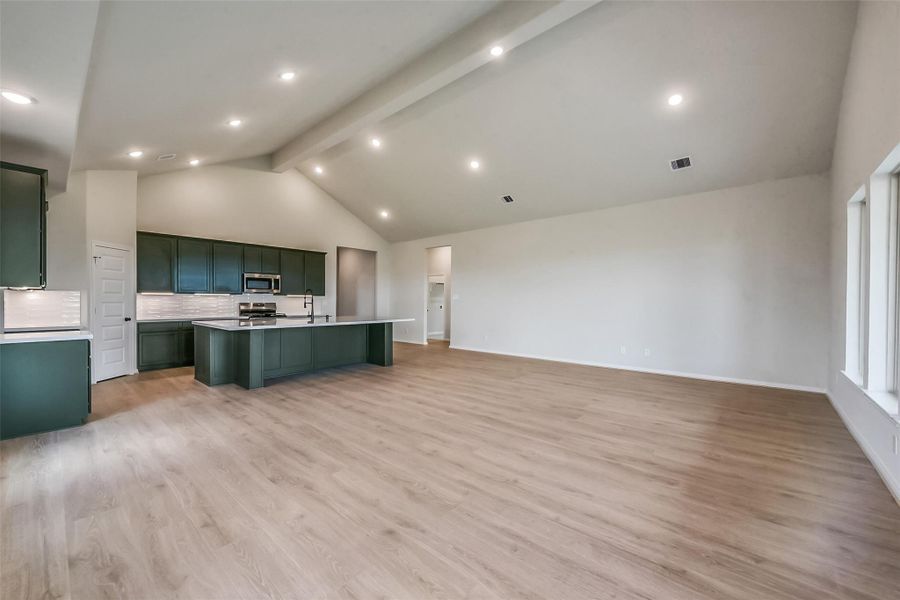 Image 35 of a home in River Ranch Meadows.