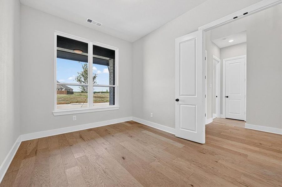 Spacious, unfurnished interior of a new home in Meraki, Forney (Image 12). Spacious, unfurnished interior of a new home in Meraki, Forney (Image 12).