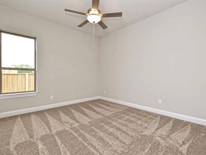 Representative unfurnished interior of a home built from the Siena II by Giddens Homes in Clearwater Ranch, Liberty Hill (Image 172).