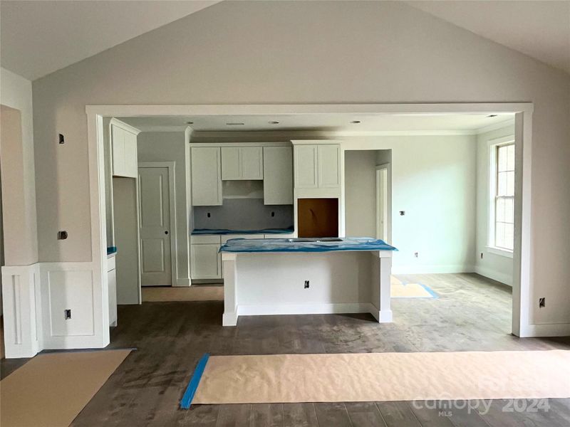 Kitchen - Open floor plan