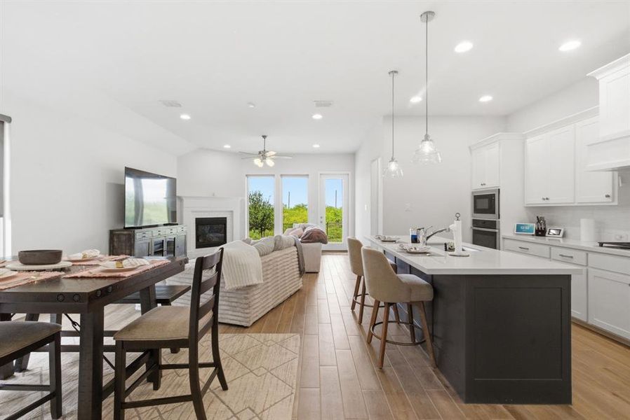 Furnished interior view inside a new home in Sweetgrass, Haslet (Image 9).