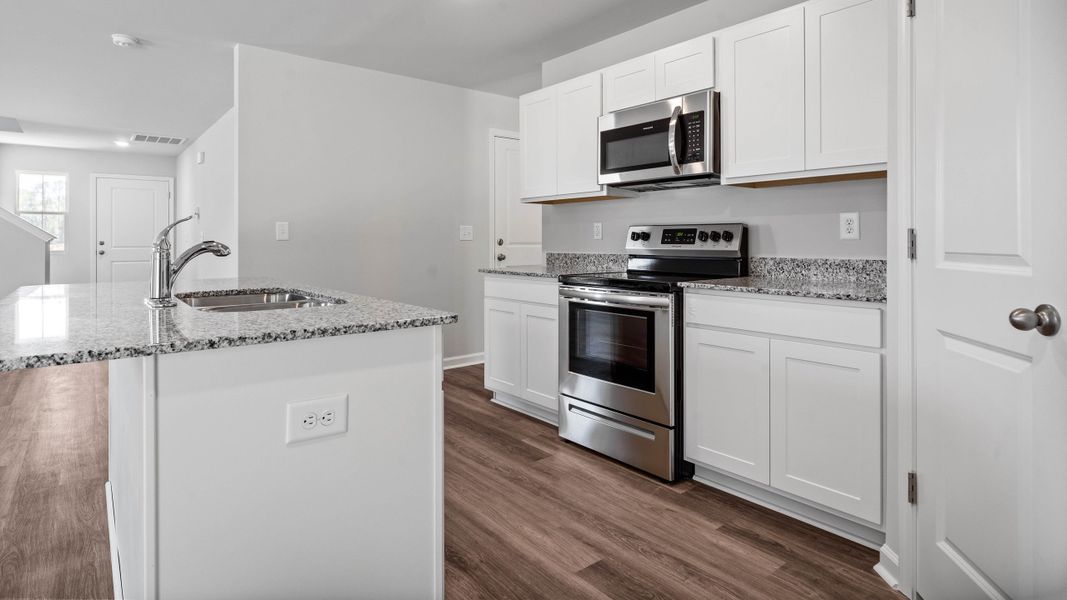 3br New Home in Conway, SC.  - Slide 10