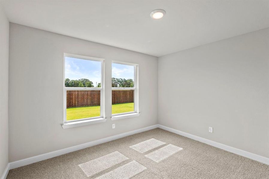 Spacious, unfurnished interior of a new home in Sandstone Estates, Granbury (Image 22).