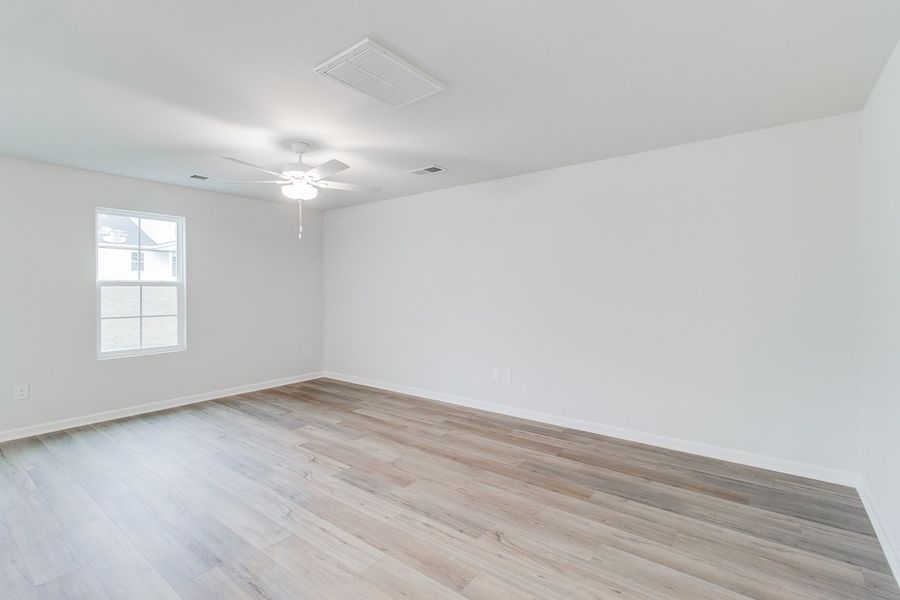 Spacious, unfurnished interior of a new home in Winston Point, Gilbert (Image 12). Spacious, unfurnished interior of a new home in Winston Point, Gilbert (Image 12).