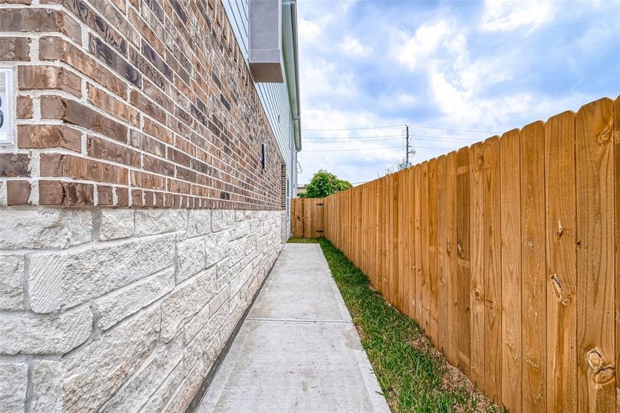 Image 5 of a home in .