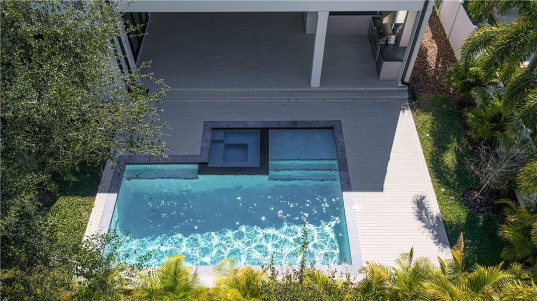 Exterior details and patio area of a home in , Tampa (Image 40).