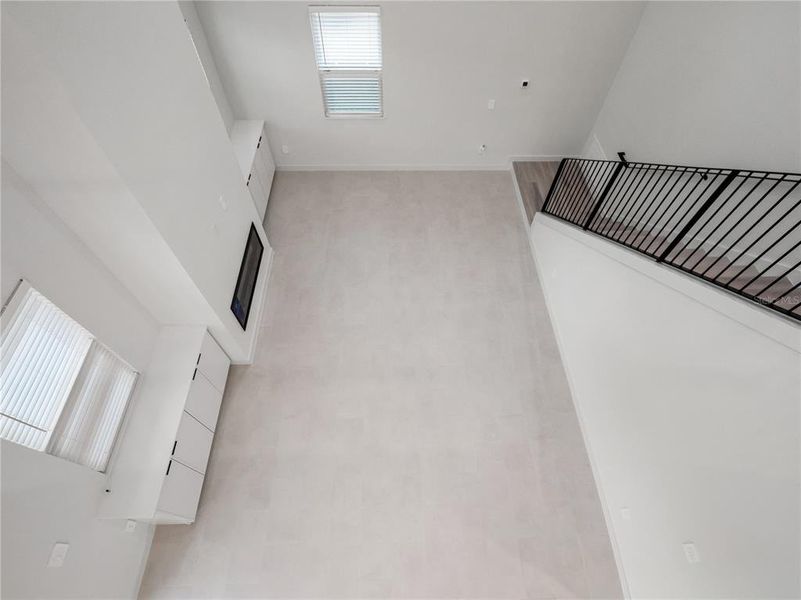Spacious, unfurnished interior of a new home in , Lady Lake (Image 27).