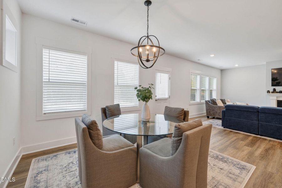 30-web-or-mls-IMG_0124 30-web-or-mls-IMG_0124