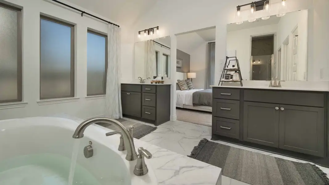 Furnished interior view inside a new home in Sweetgrass, Haslet (Image 12).