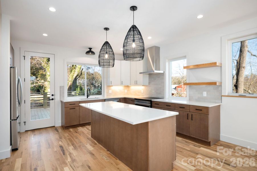 Sparkling Chef's Kitchen