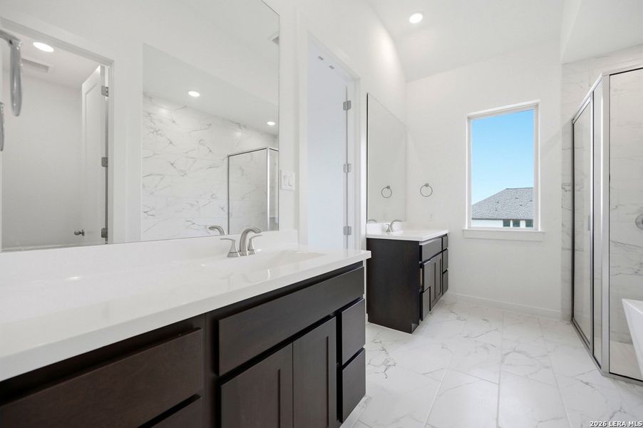 Furnished interior view inside a new home in Mayfair, New Braunfels (Image 6).