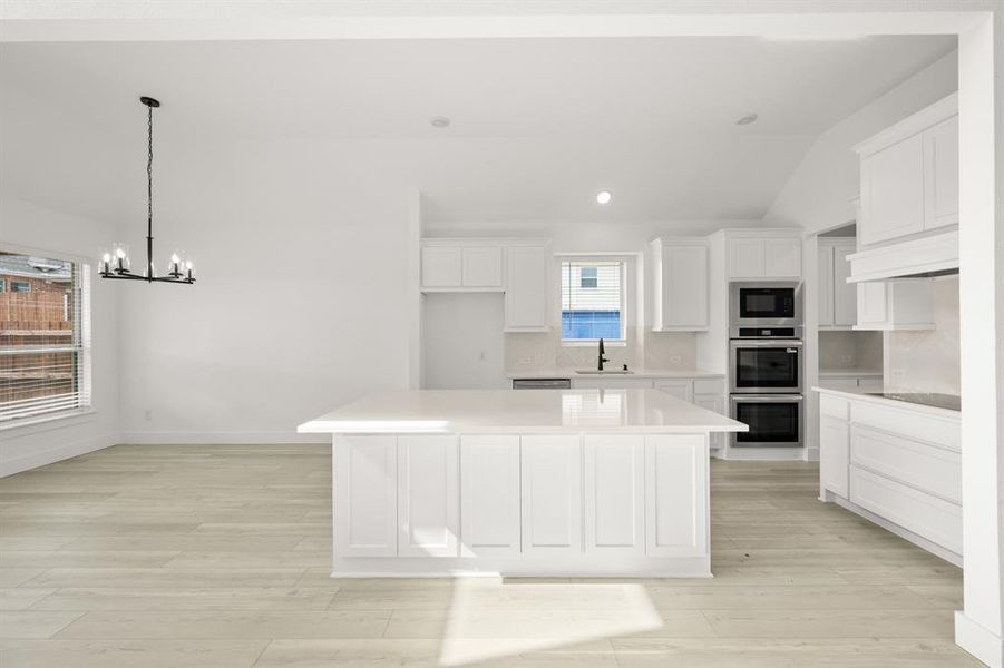 2412 Sparrow- Kitchen-1