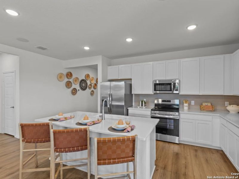Furnished interior view inside a new home in Hickory Ridge, San Antonio (Image 23). Furnished interior view inside a new home in Hickory Ridge, San Antonio (Image 23).