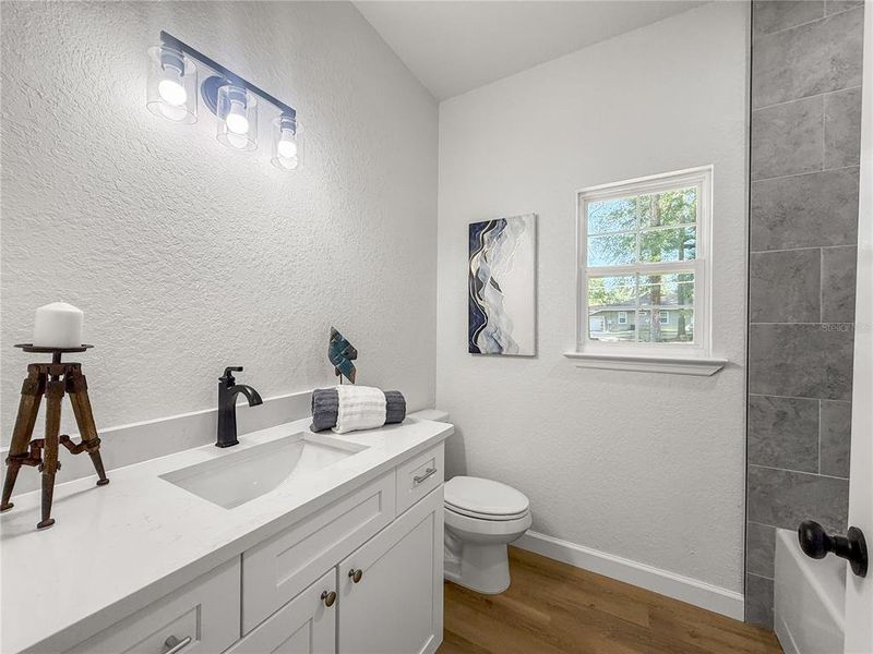Furnished interior view inside a new home in , Alachua (Image 7).