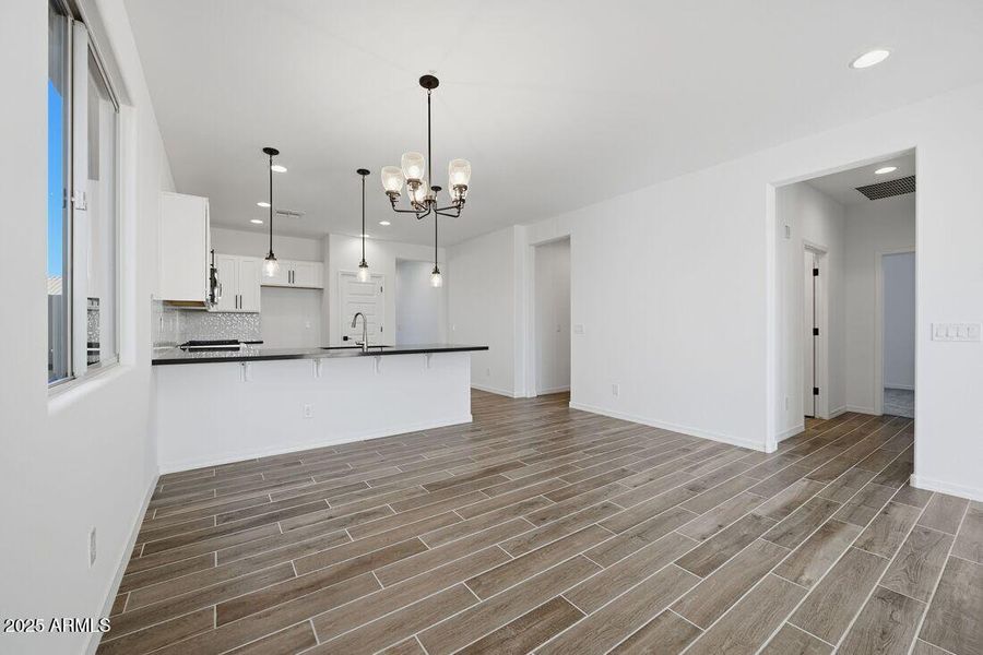 8827 W PASADENA Avenue - Ready Now! 8827 W PASADENA Avenue - Ready Now!