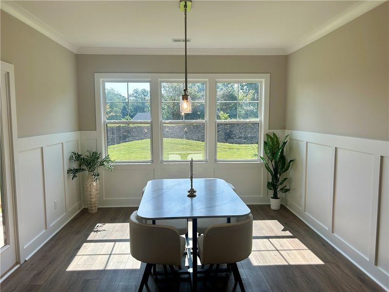 Furnished interior view inside a new home in Cross Creek Golf Club, Seneca (Image 10).