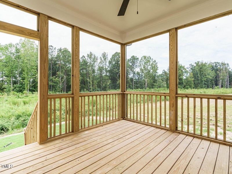 034-1280x960-screened-porch
