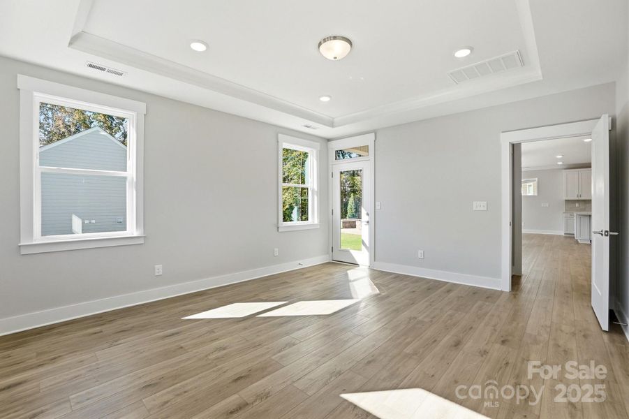 Spacious, unfurnished interior of a new home in Rone Creek, Waxhaw (Image 40).