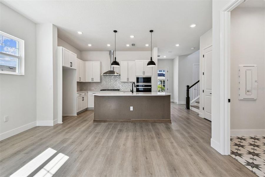 Furnished interior view inside a new home in Emerald Landing at Waterside at Lakewood Ranch – Cottage Series, Sarasota (Image 15).