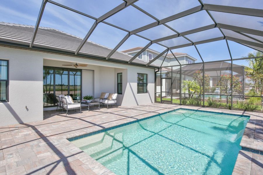 Exterior details and patio area of a home in Palm Grove, Lakewood Ranch (Image 4).