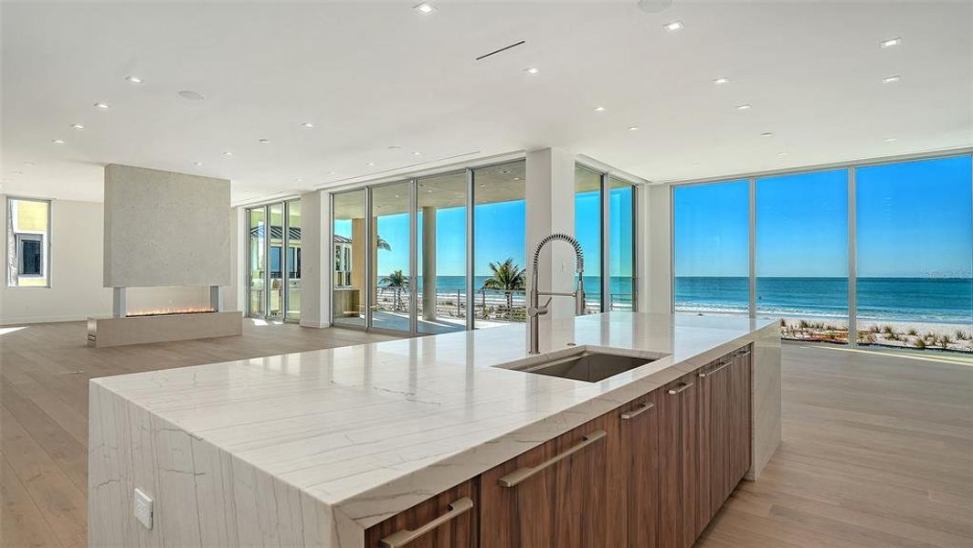 Community amenities in , Longboat Key (Image 45).