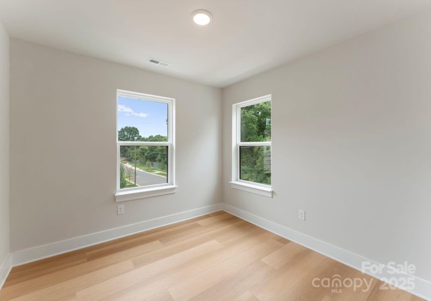 Spacious, unfurnished interior of a new home in , Charlotte (Image 13).