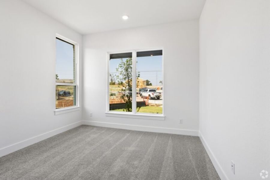 Spacious, unfurnished interior of a new home in Chatham Reserve, Providence Village (Image 21).