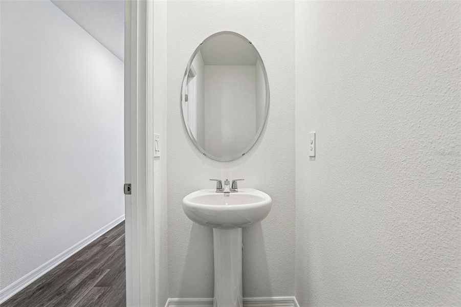 Furnished interior view inside a new home in Avalon Park Tavares, Tavares (Image 14).