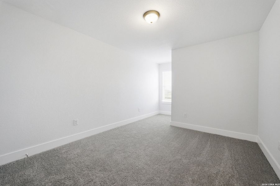Spacious, unfurnished interior of a new home in Hickory Ridge, Elmendorf (Image 31).