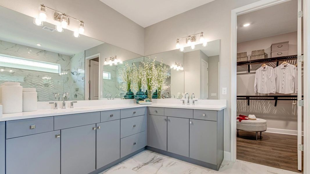 Owner's Bath - Model shown is in a sister community Owner's Bath - Model shown is in a sister community