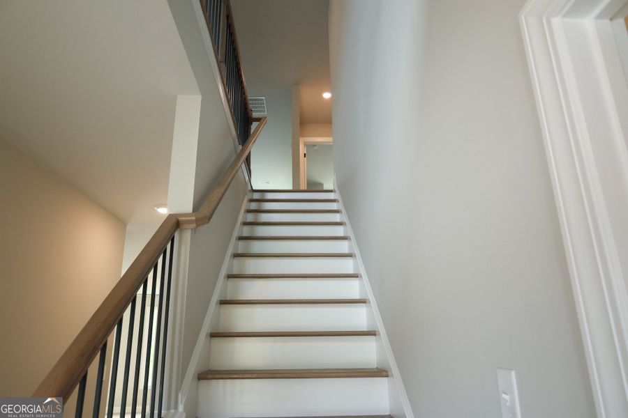 Image 19 of a home in Leverett Park. Image 19 of a home in Leverett Park.