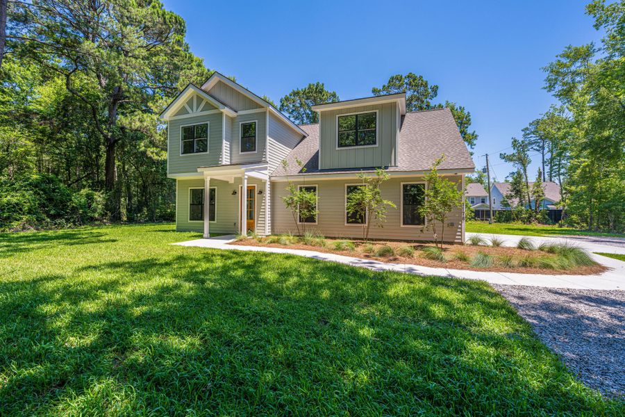 Front exterior of a new home in , Mount Pleasant, SC, highlighting curb appeal (Image 29). Front exterior of a new home in , Mount Pleasant, SC, highlighting curb appeal (Image 29).