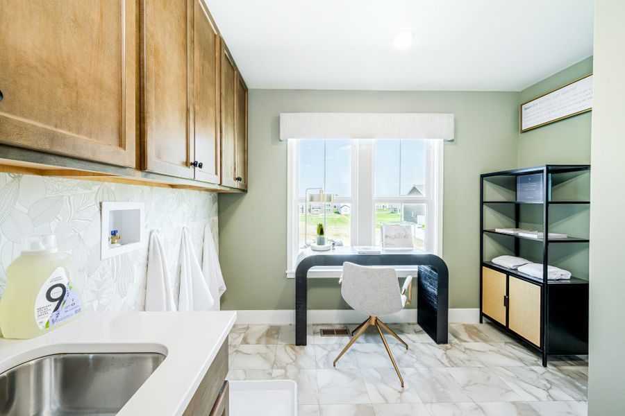 Representative furnished interior of a home built from the Beckett by Fischer Homes in Veranda Manor, Canton (Image 42).