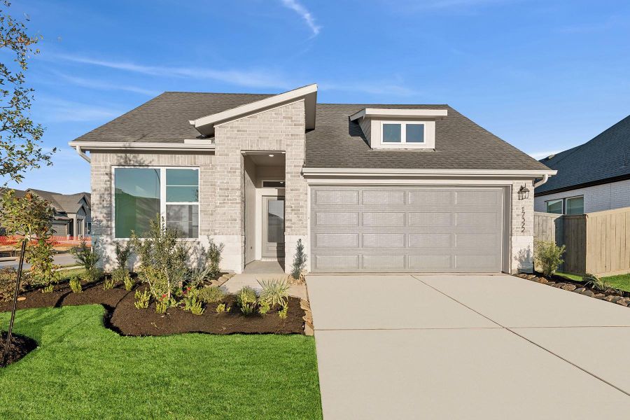 Welcome to The Gladesdale by David Weekley Homes. Move-In-Ready Now!