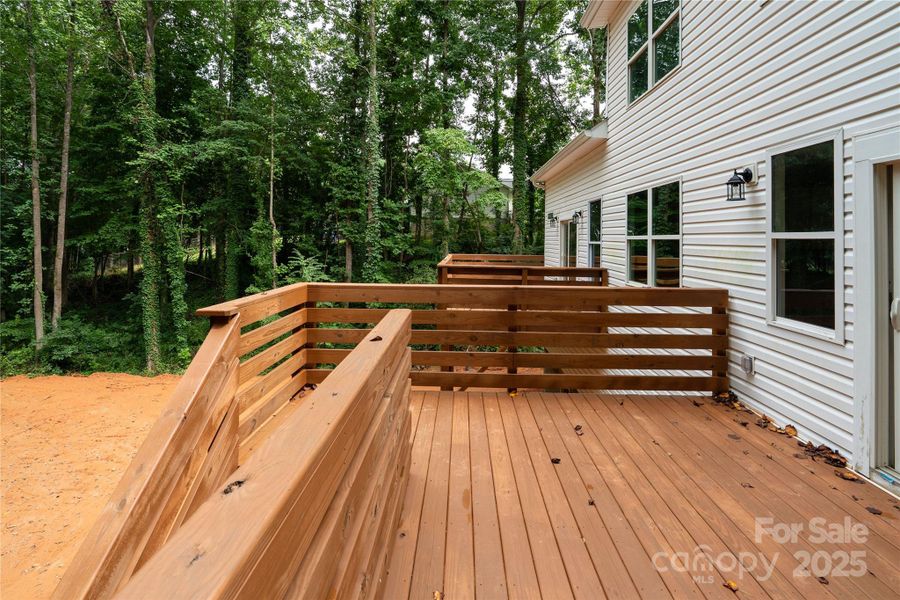 Image 28 of a home in .