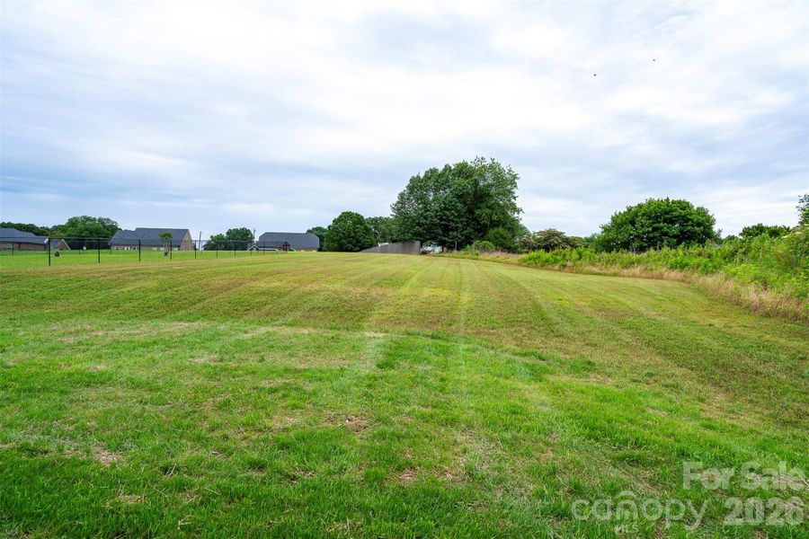 Natural landscape and outdoor views near in Monroe (Image 40). Natural landscape and outdoor views near in Monroe (Image 40).