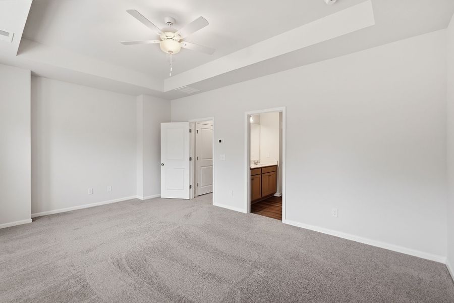 Spacious, unfurnished interior of a new home in Nichols Landing, Charlotte (Image 27).