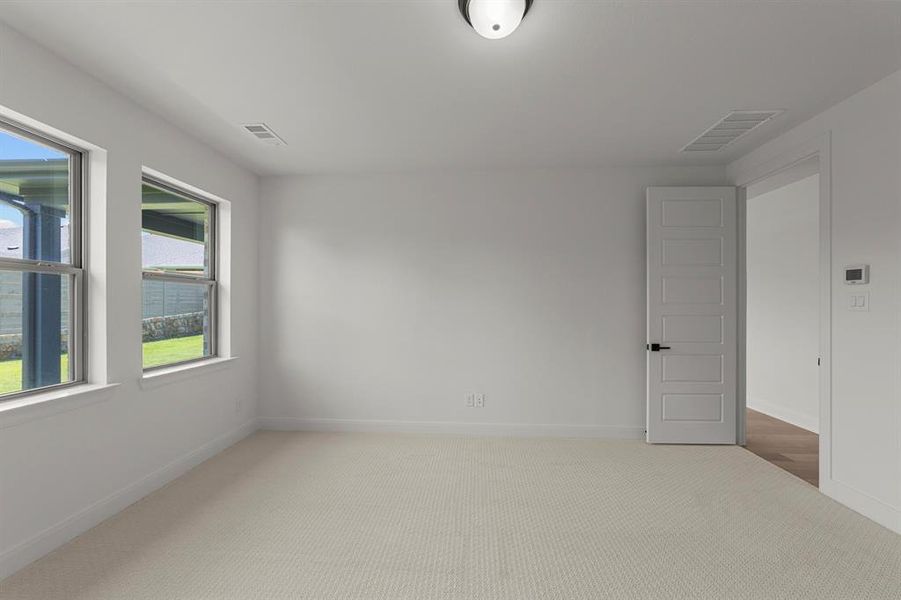 Spacious, unfurnished interior of a new home in Treeline, Justin (Image 15).