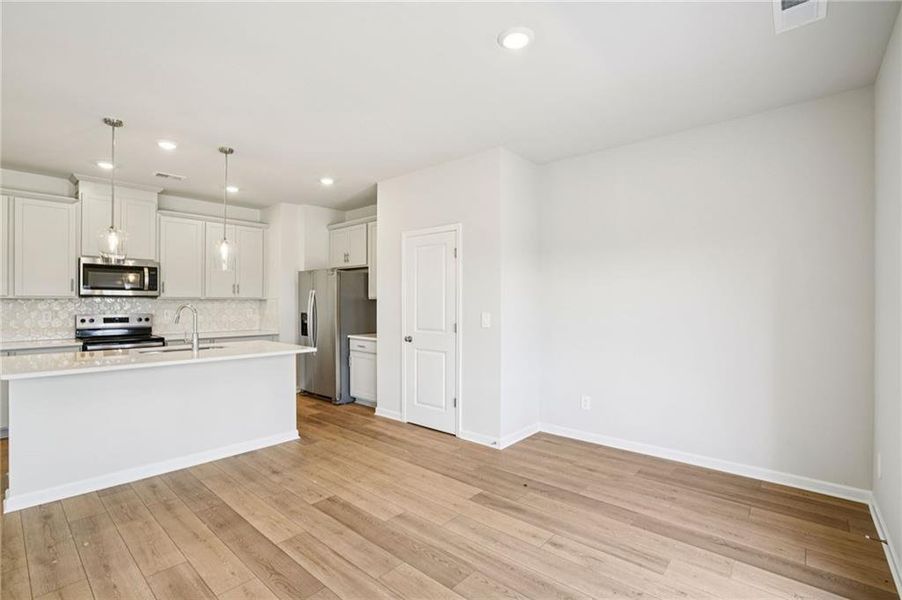 Spacious, unfurnished interior of a new home in Hawthorne Station, College Park (Image 23). Spacious, unfurnished interior of a new home in Hawthorne Station, College Park (Image 23).