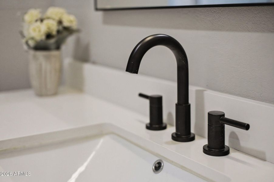 52-web-or-mls-78 N Pettoshas Dr-18