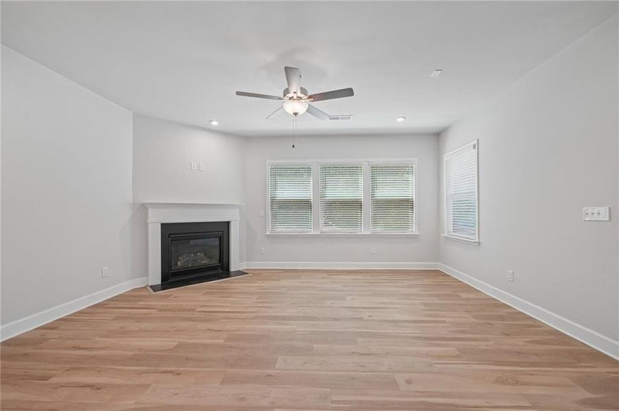 Spacious, unfurnished interior of a new home in Bennett Park, Grayson (Image 16).