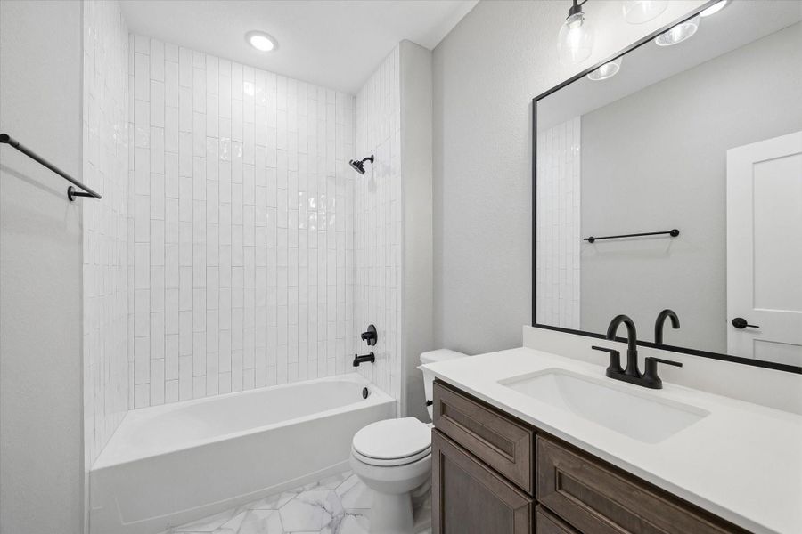 Furnished interior view inside a new home in , Huntsville (Image 5).