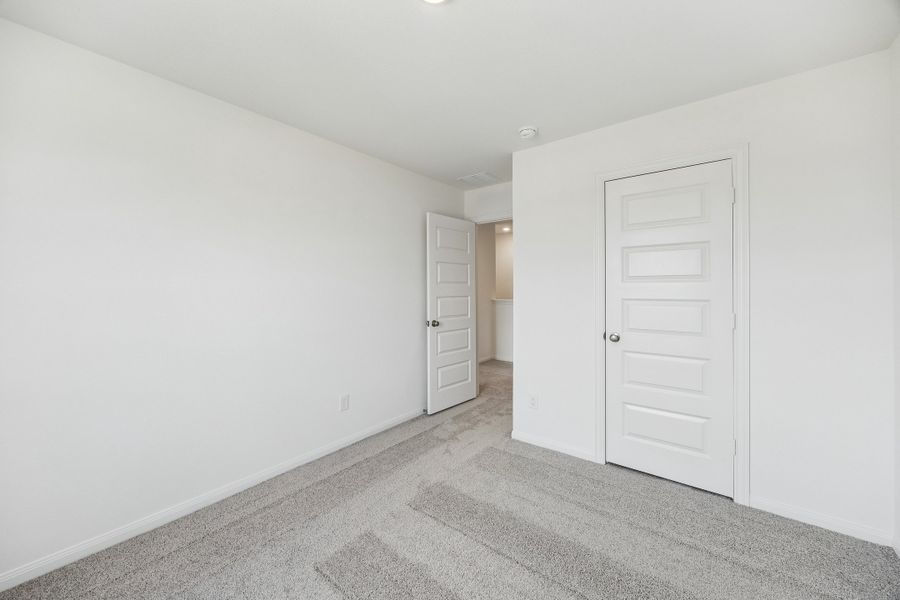 Spacious, unfurnished interior of a new home in Magnolia Springs, Montgomery (Image 23).