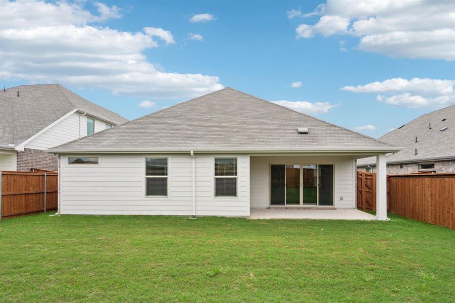 Exterior details and patio area of a home in Lakehaven - Signature Series, Farmersville (Image 23).