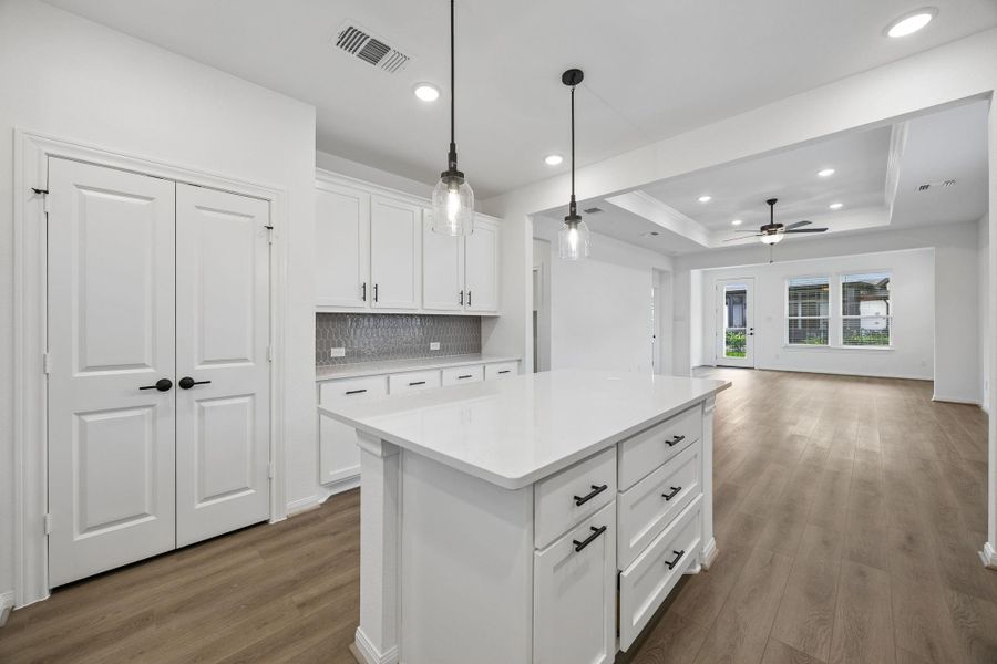 Furnished interior view inside a new home in Del Webb in Chambers Creek, Willis (Image 7).