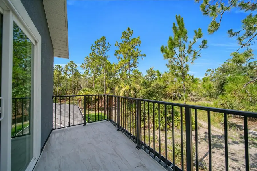 Exterior details and patio area of a home in , Lehigh Acres (Image 4).