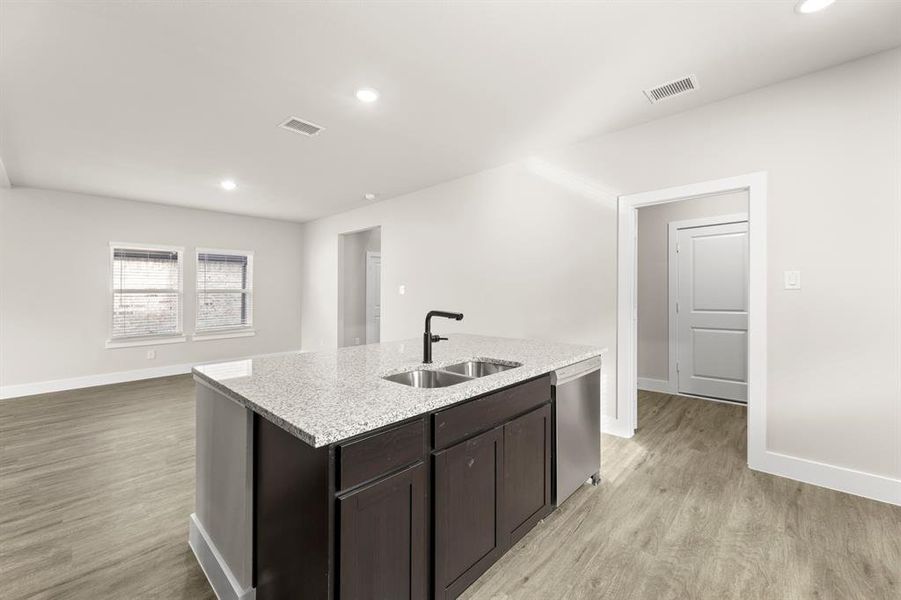 11. 709 Wilderness - Kitchen (4)