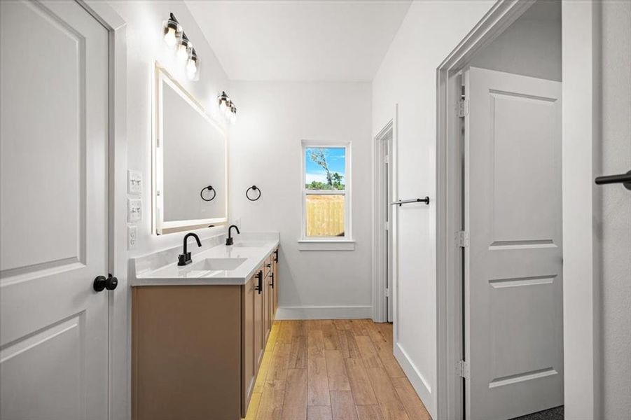 Furnished interior view inside a new home in , Lindale (Image 7).