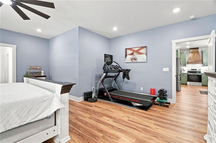 Furnished interior view inside a new home in , Jasper (Image 33).
