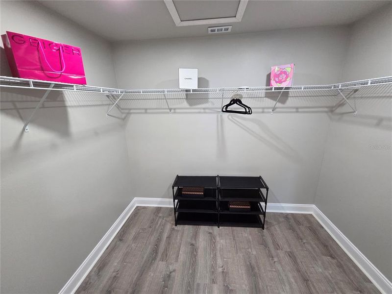 Spacious, unfurnished interior of a new home in , Plant City (Image 21).